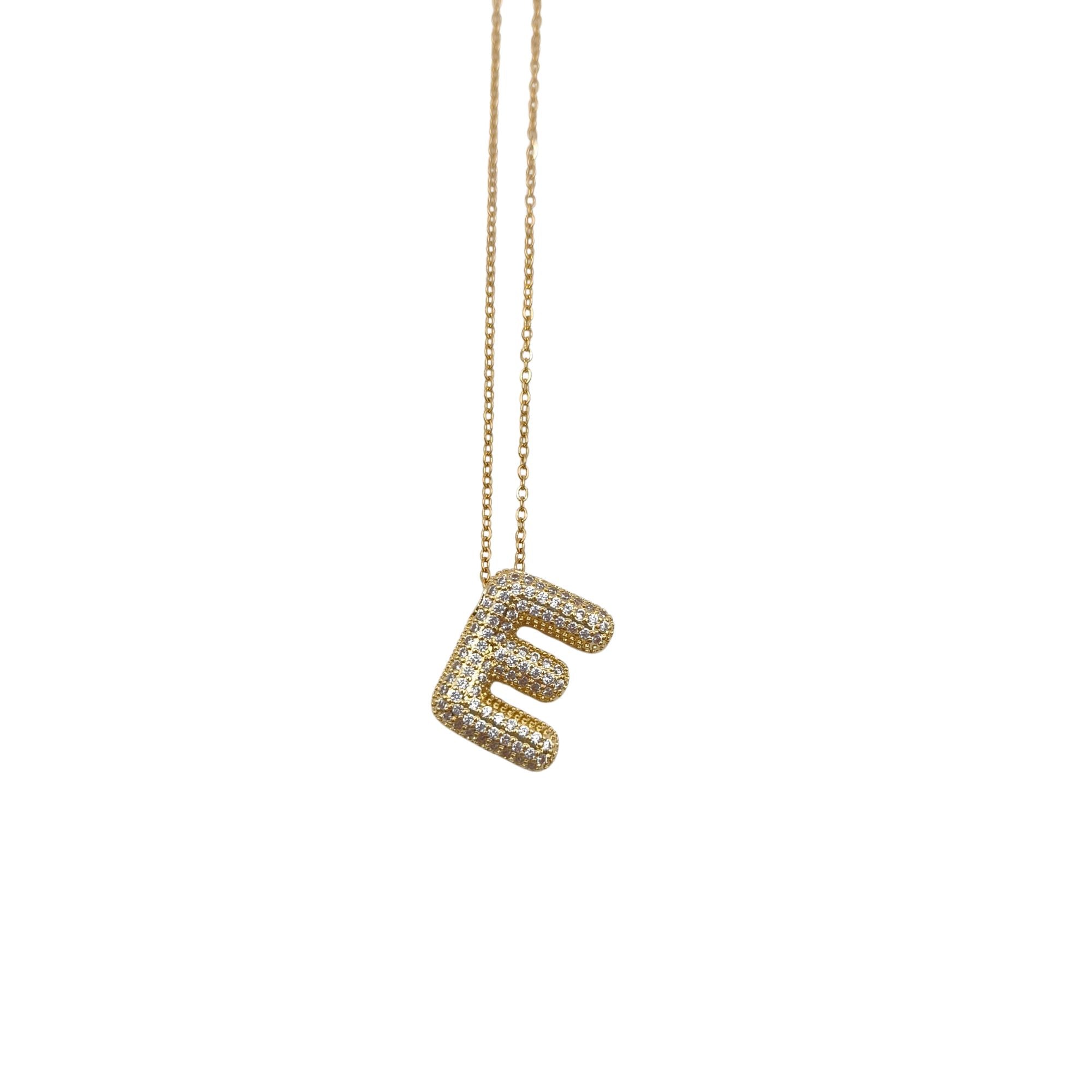 Collier XL lettre E